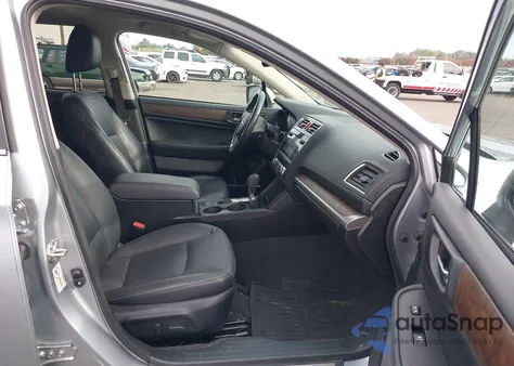 2016 Subaru Outback 2.5I Limited z USA, uszkodzony, nr VIN 4S4BSANC5G3330541